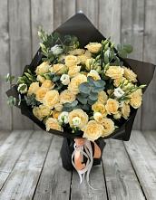 Букет цветов из:  Розы и Лизиантусы #REPLACE_PRED# Черемисиново