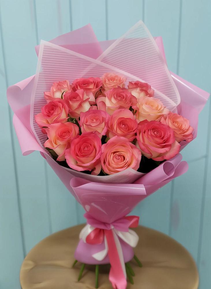 Букет 15 Розовых роз Равель в Черемисиново