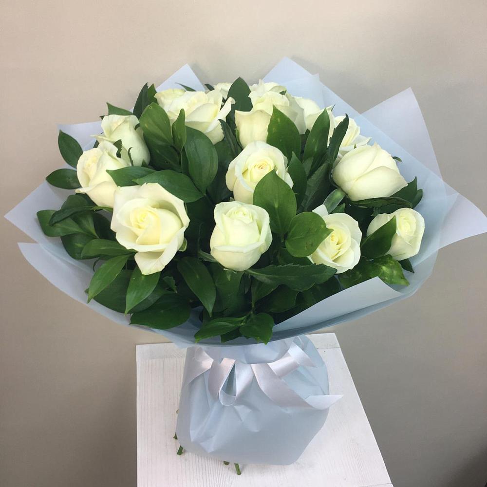 Букет 15 Белых роз Проуд в Черемисиново