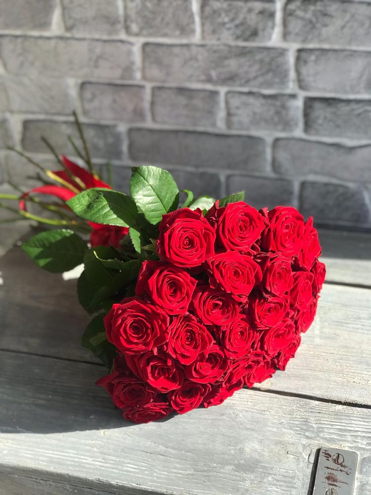 Букет Красные розы Фридом в Черемисиново