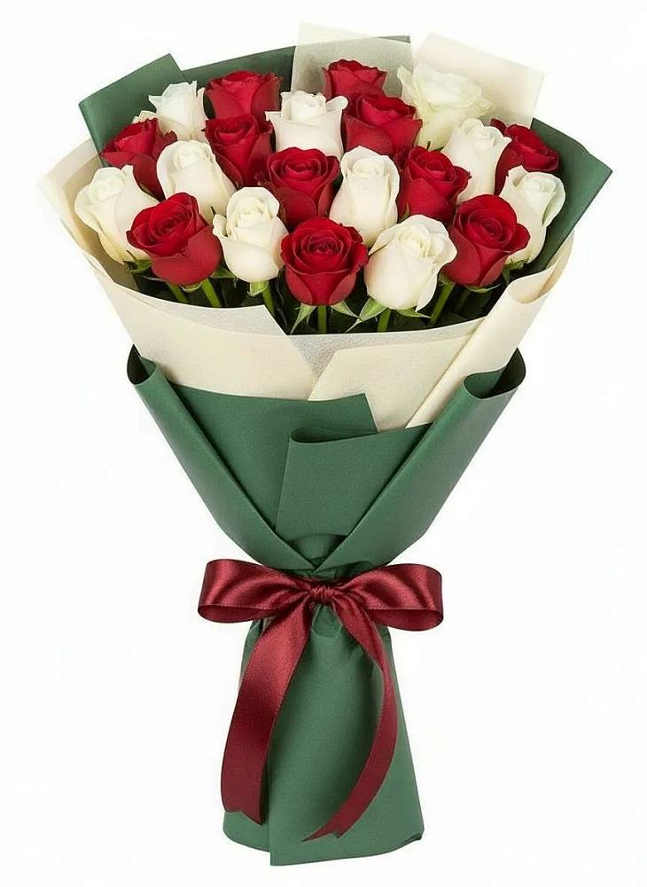 Букет Микс из красных и белых роз в Черемисиново