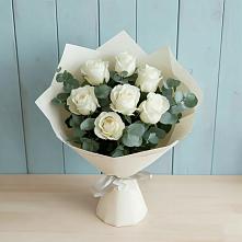 Букет Белые розы в Эвкалипте в Черемисиново