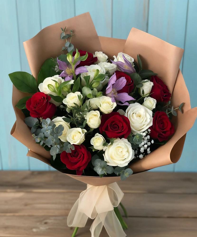 Букет цветов из: Розы и Альстромерии в Черемисиново