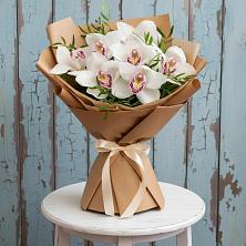 Букет цветов из:  Орхидеи и Розы в Черемисиново